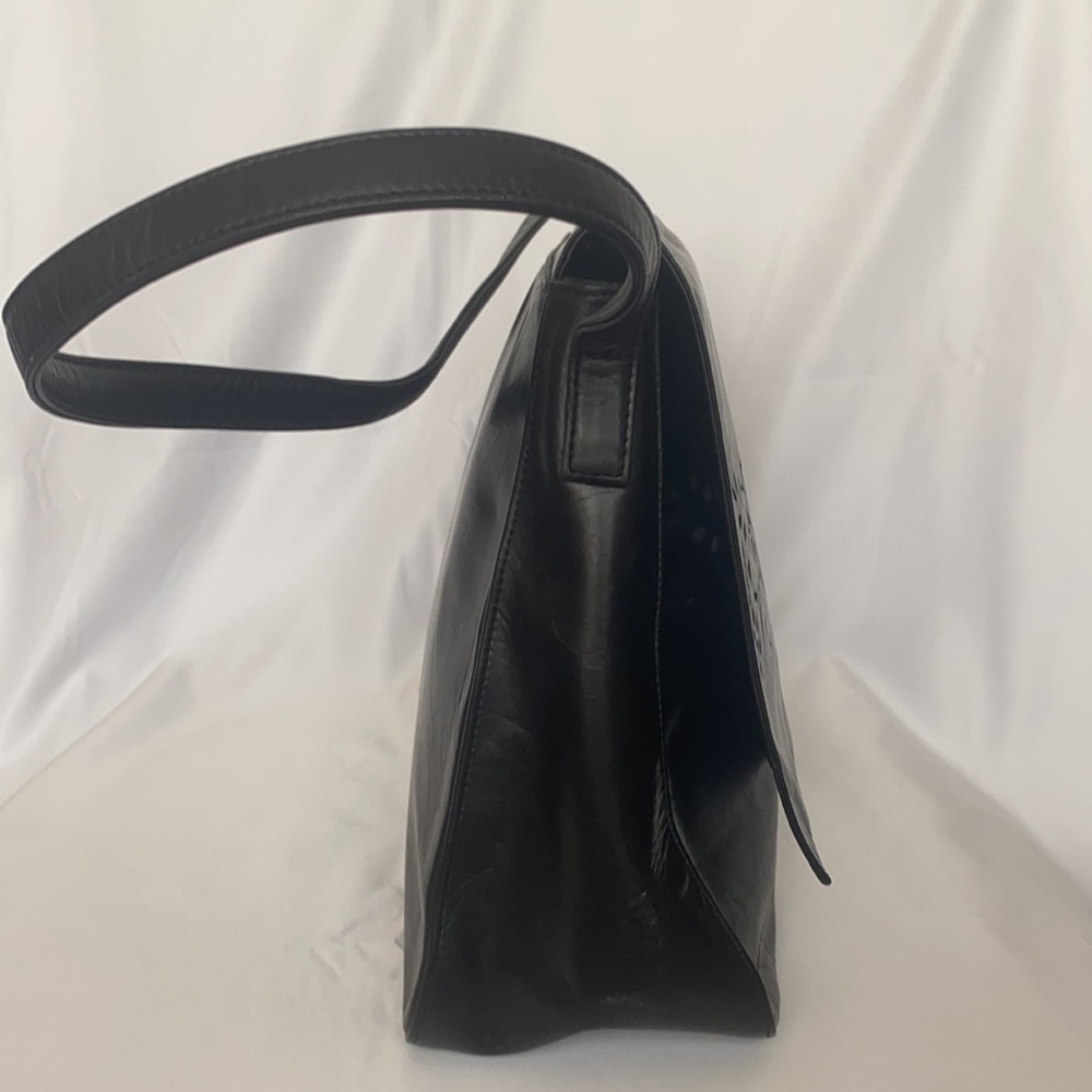 Banana Republic Floral Laser Cut Black Leather Flap Shoulder Bag - Picture 5 of 11
